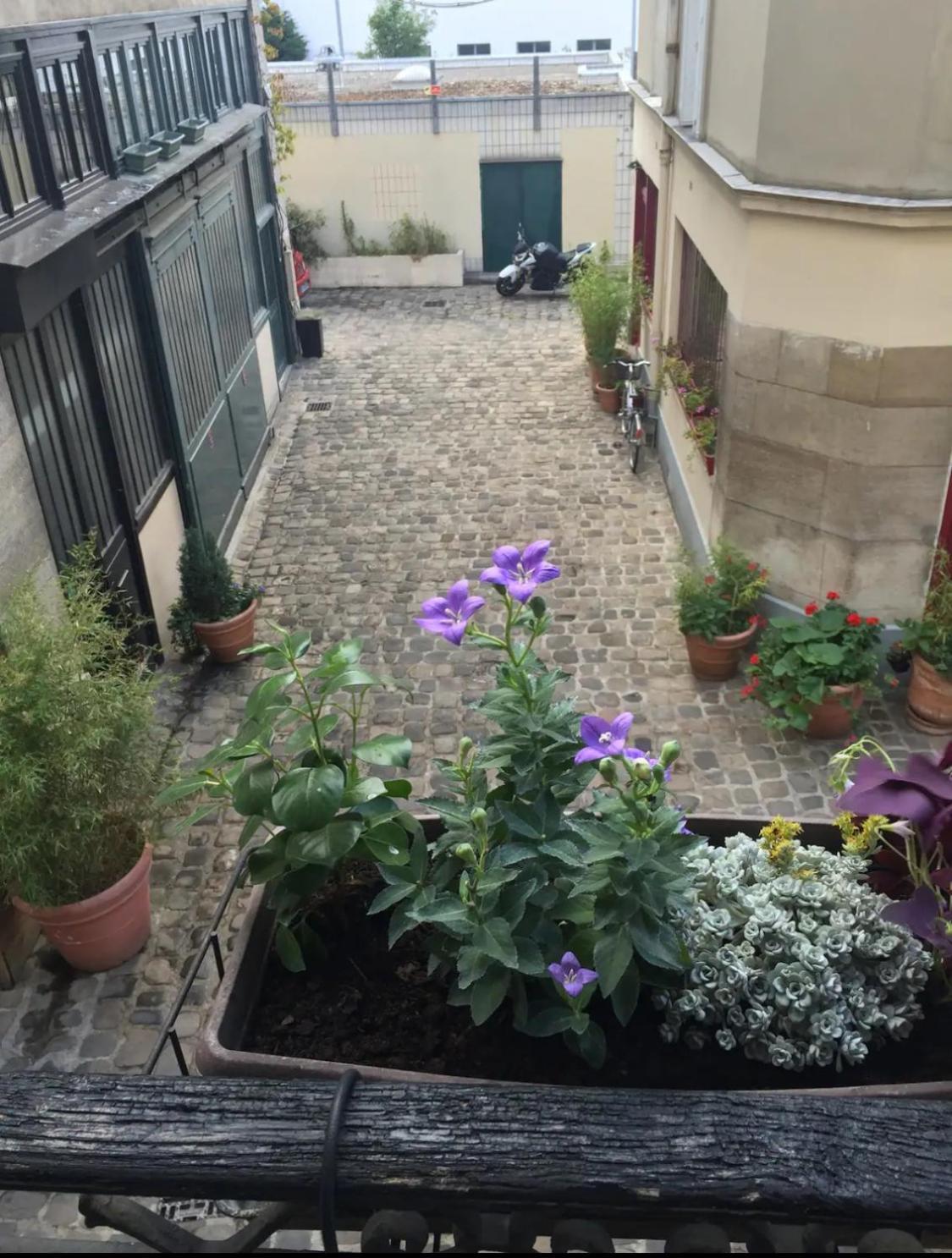Charming And Quiet Flat 30M2 Apartment Paris Exterior photo